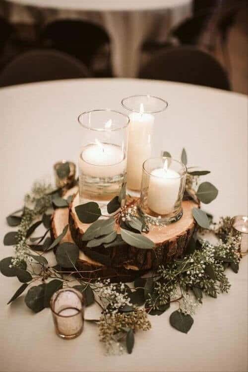 Table decor with wood slices