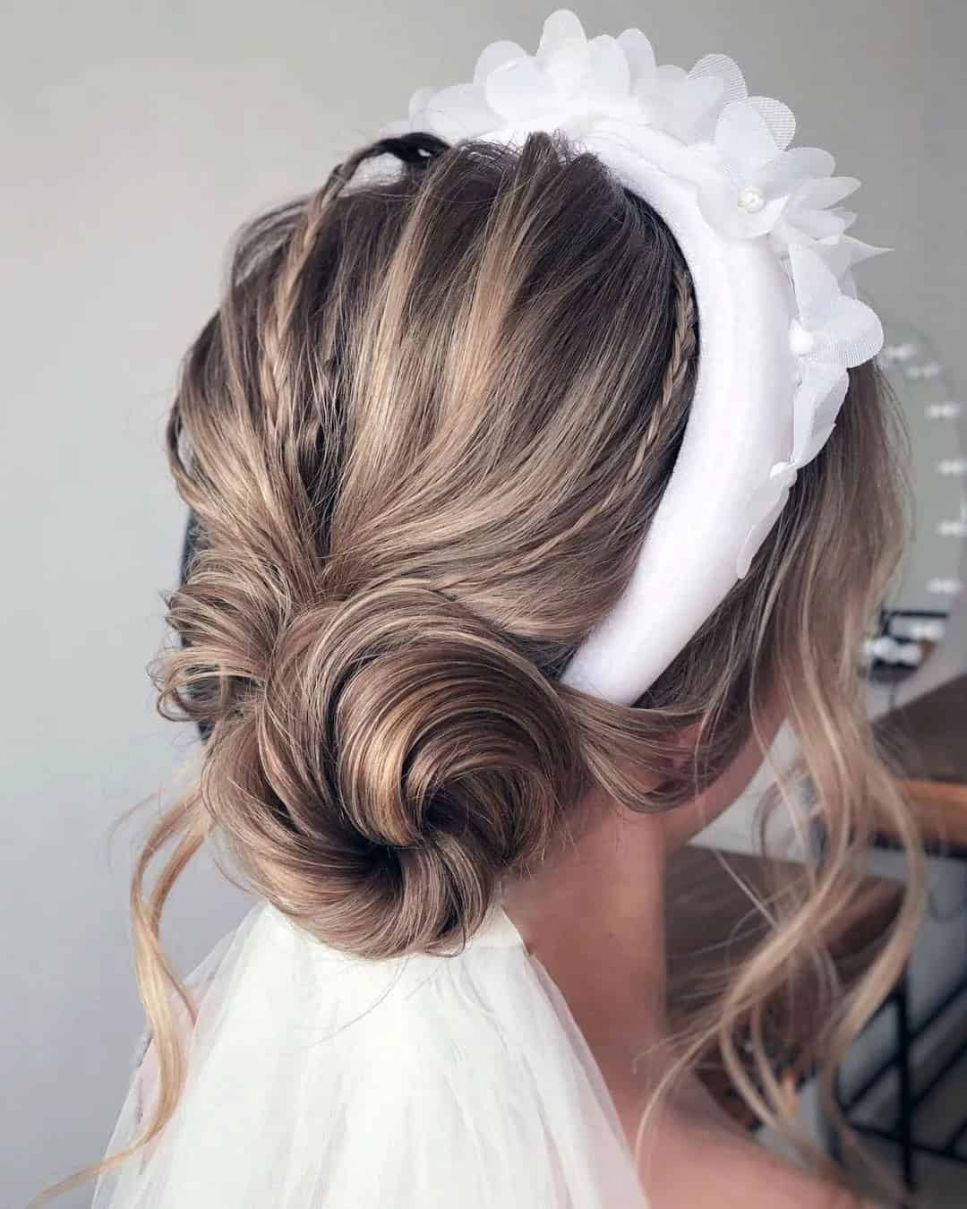 Creative Updos For Stunning Look