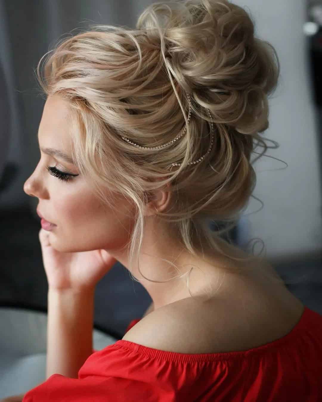 Voluminous Top Bun Hairstyles