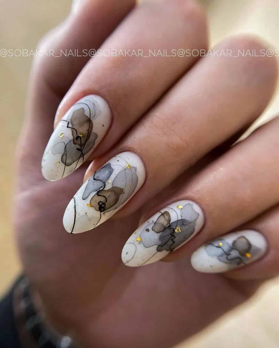 Almond Nails For A Wedding