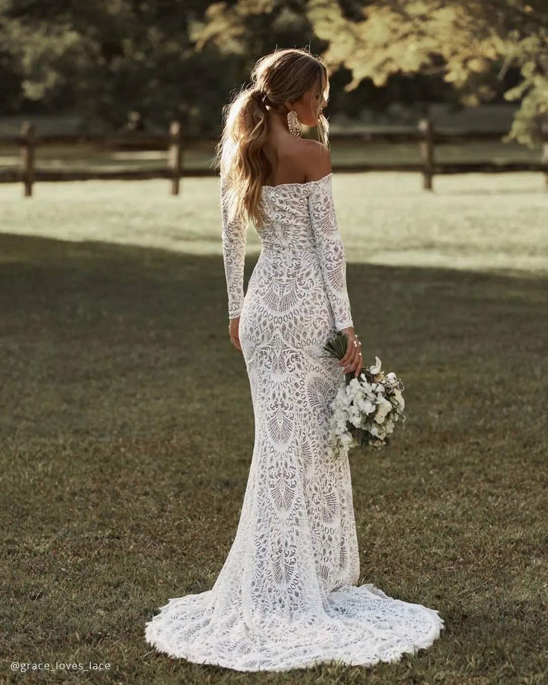 Off The Shoulder Wedding Dresses For Sensual Bridal Look