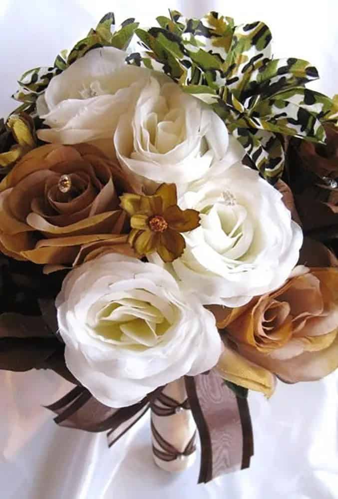 Camo Wedding Bouquet And Boutonniere Ideas