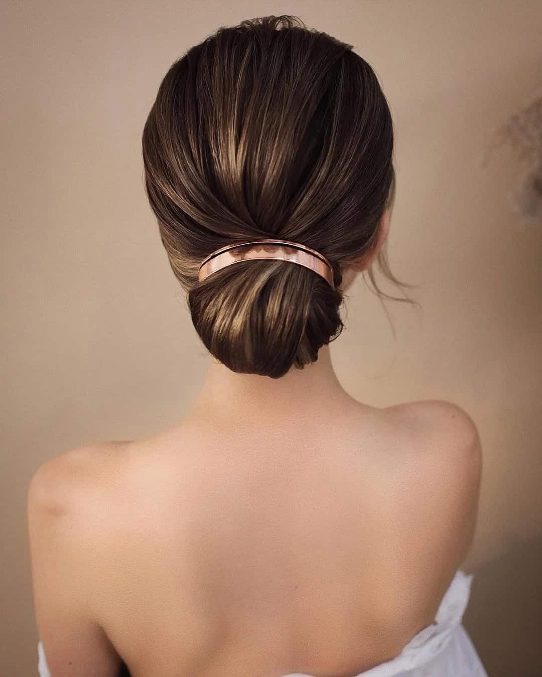 Smooth Low Bun