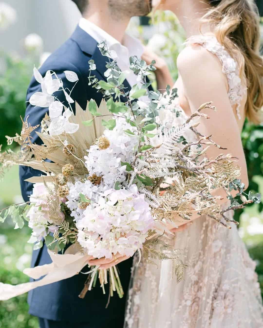 DIY Fall Wedding Bouquets With Dried Flowers