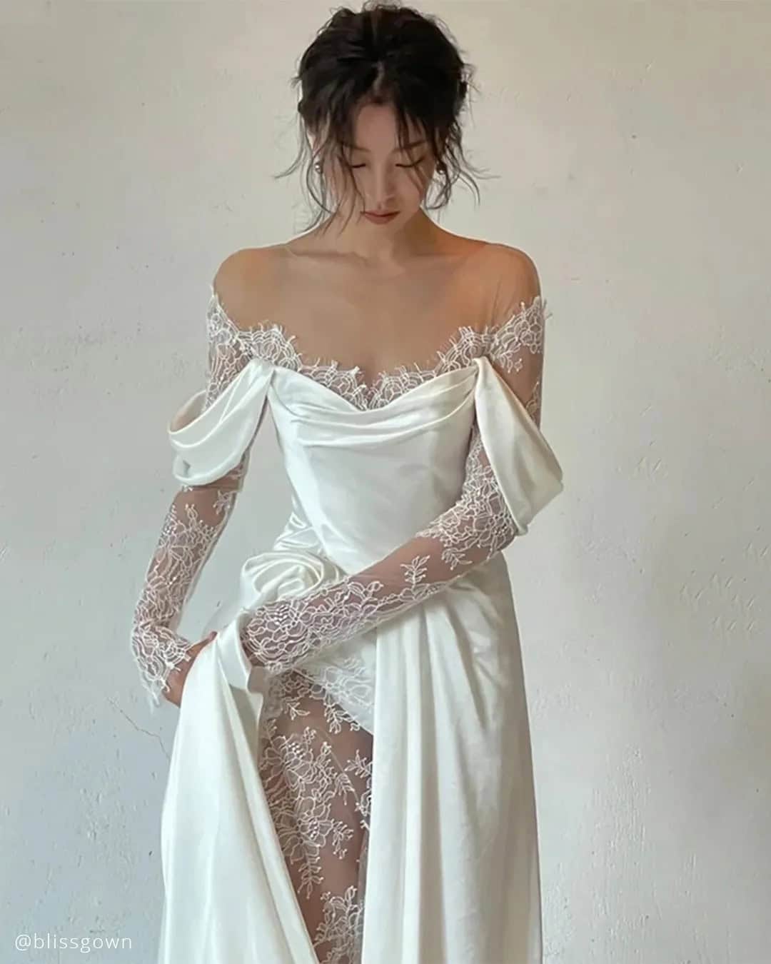 Bliss Gown Vintage Wedding Dress