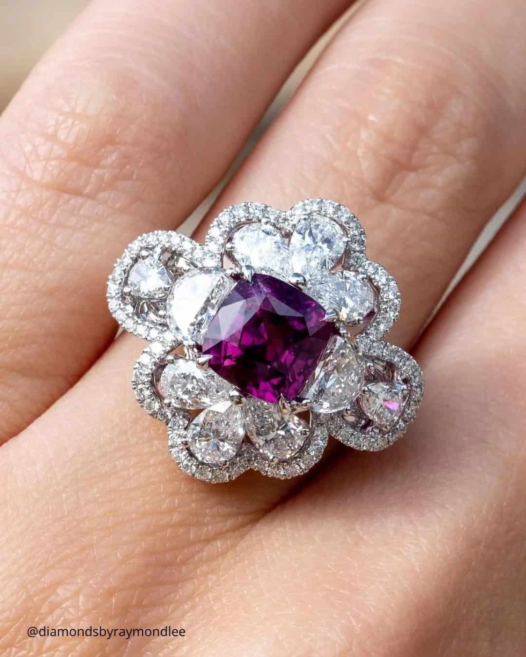 Baroque Unique Rings