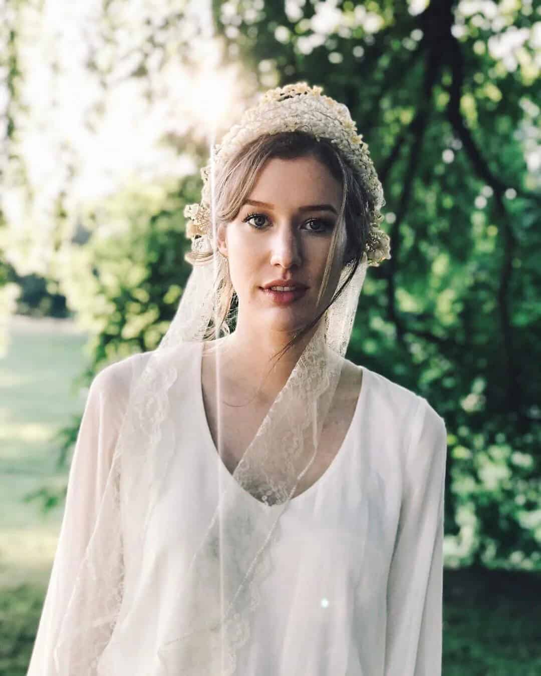 Rustic Wedding Hairstyles With Veil