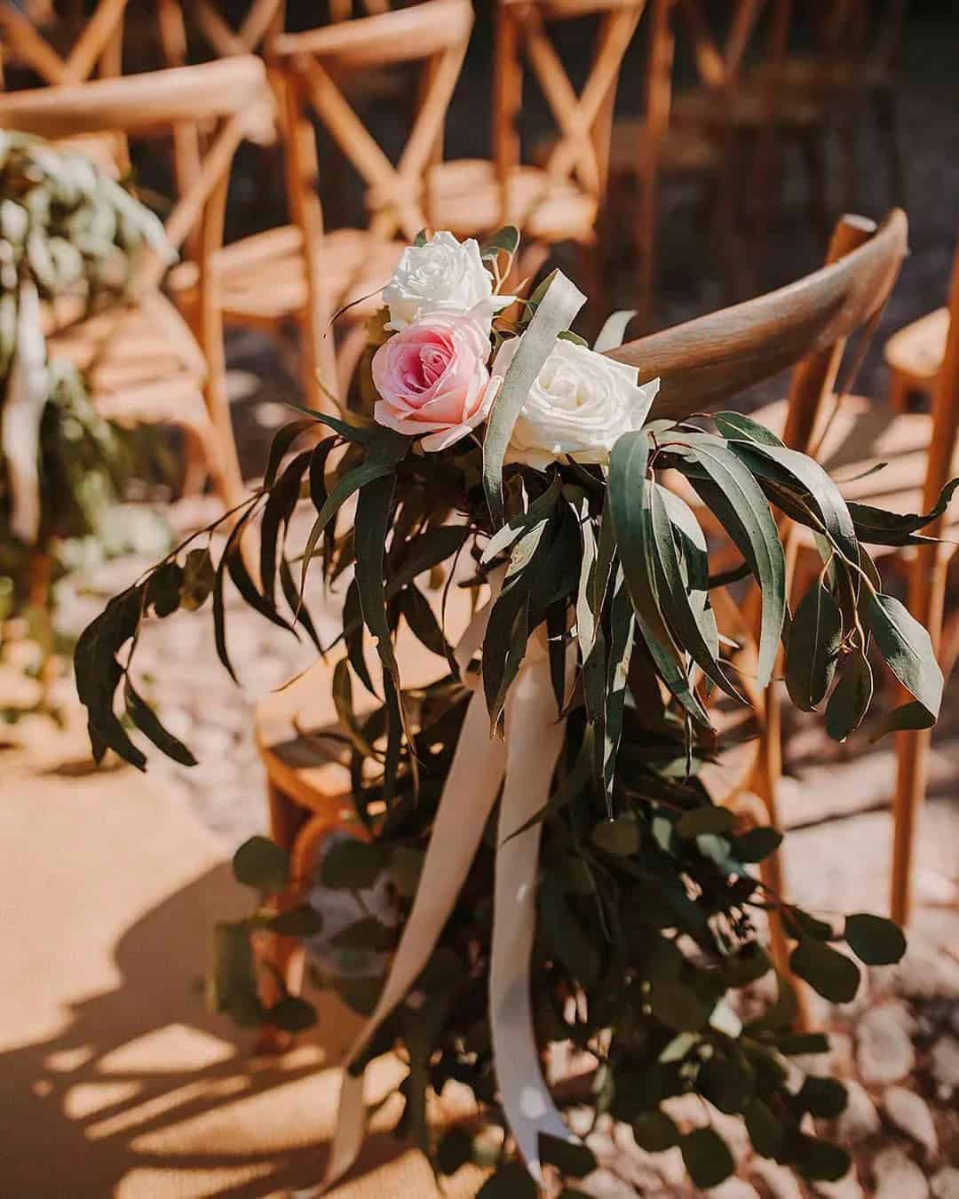 Chairs décor with flowers