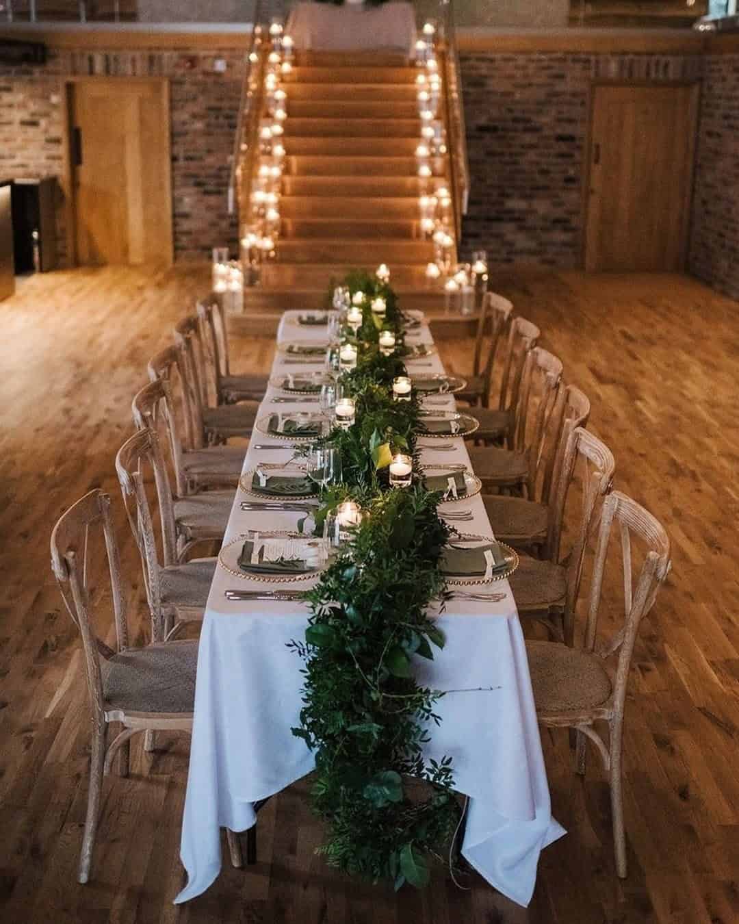 Minimalistic Reception Decor