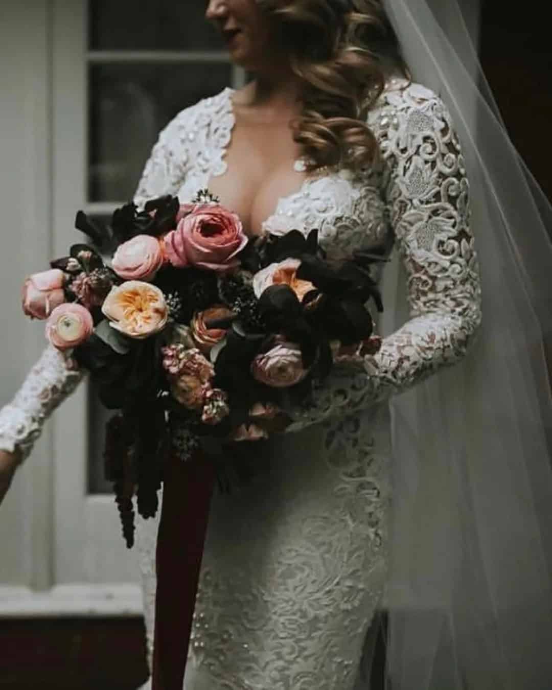 Round Black Wedding Bouquets