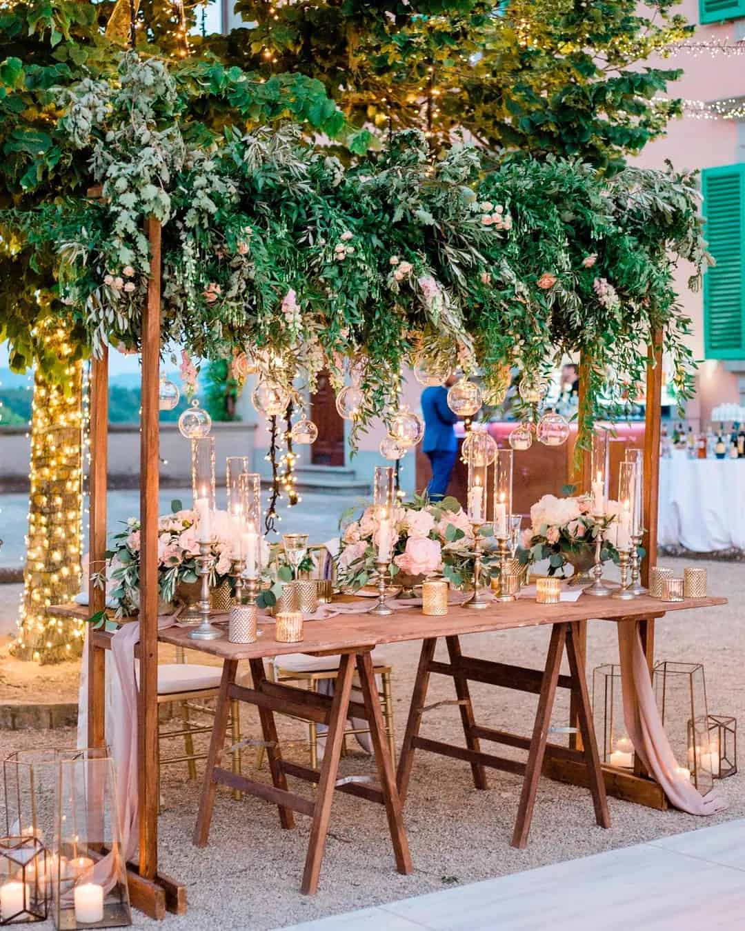 Sweetheart Table Decor