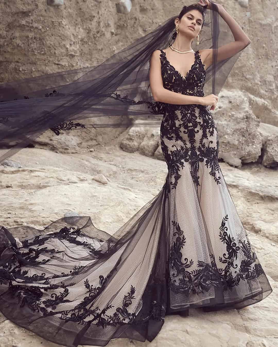 Lace Bridal Gowns For Black Party