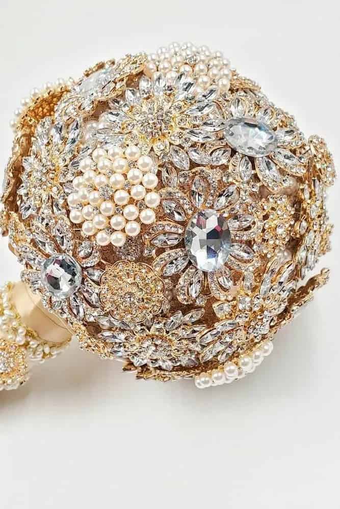 Whole Crystals Brooch Bouquets