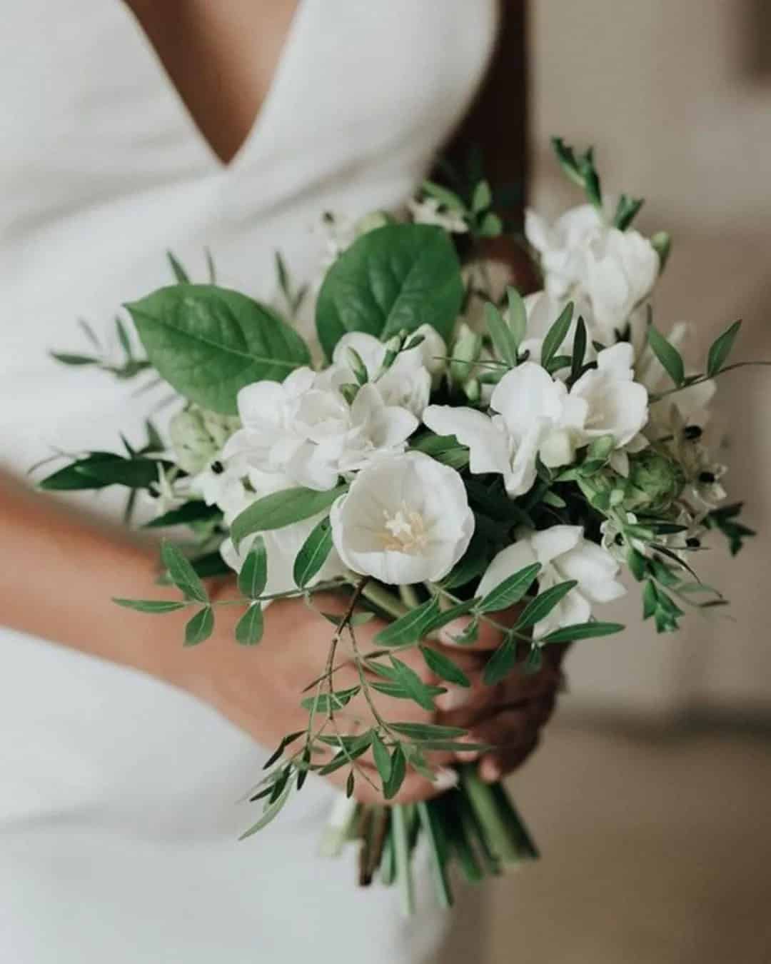 Pretty Simple Small Bouquets