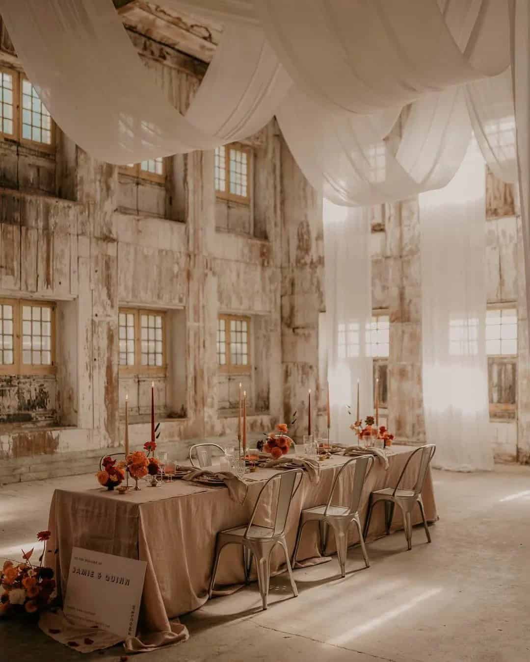 Barn Wedding Decorations