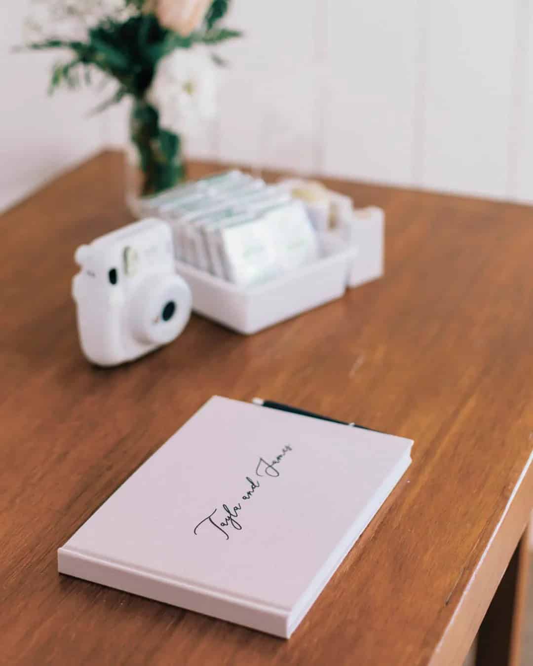 How to Choose the Right Guest Book