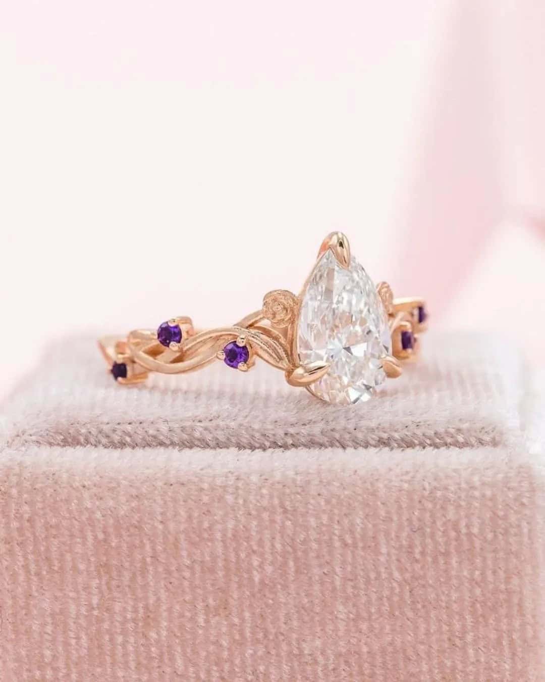 Wedding Ring Trends: Pear Shaped Diamond Rings