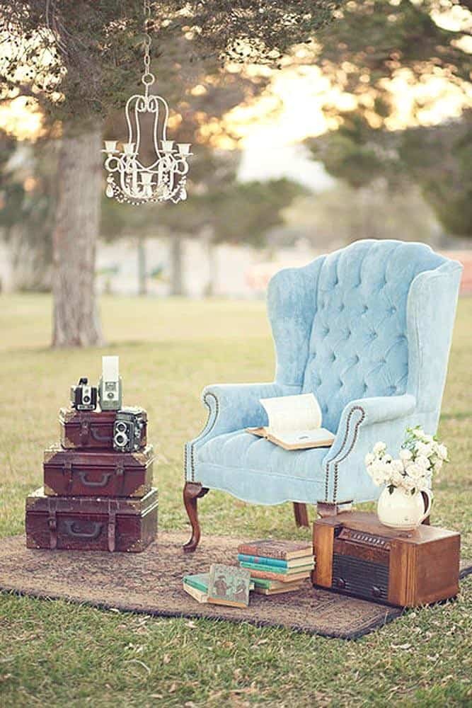 Backdrop in a Shabby Chic Style