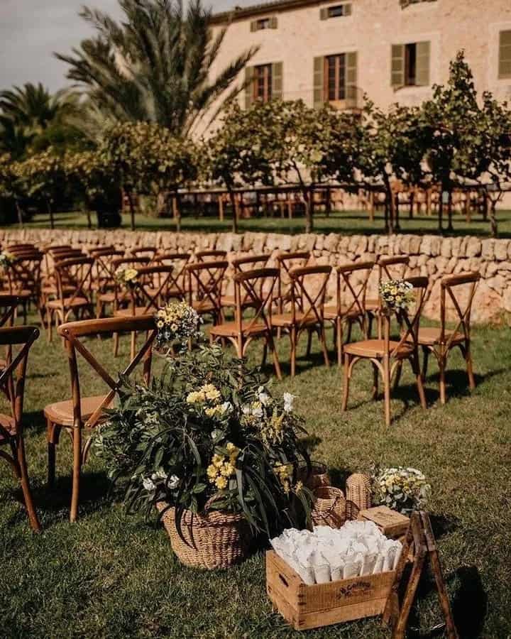 Stunning Wedding Aisle For Country Wedding