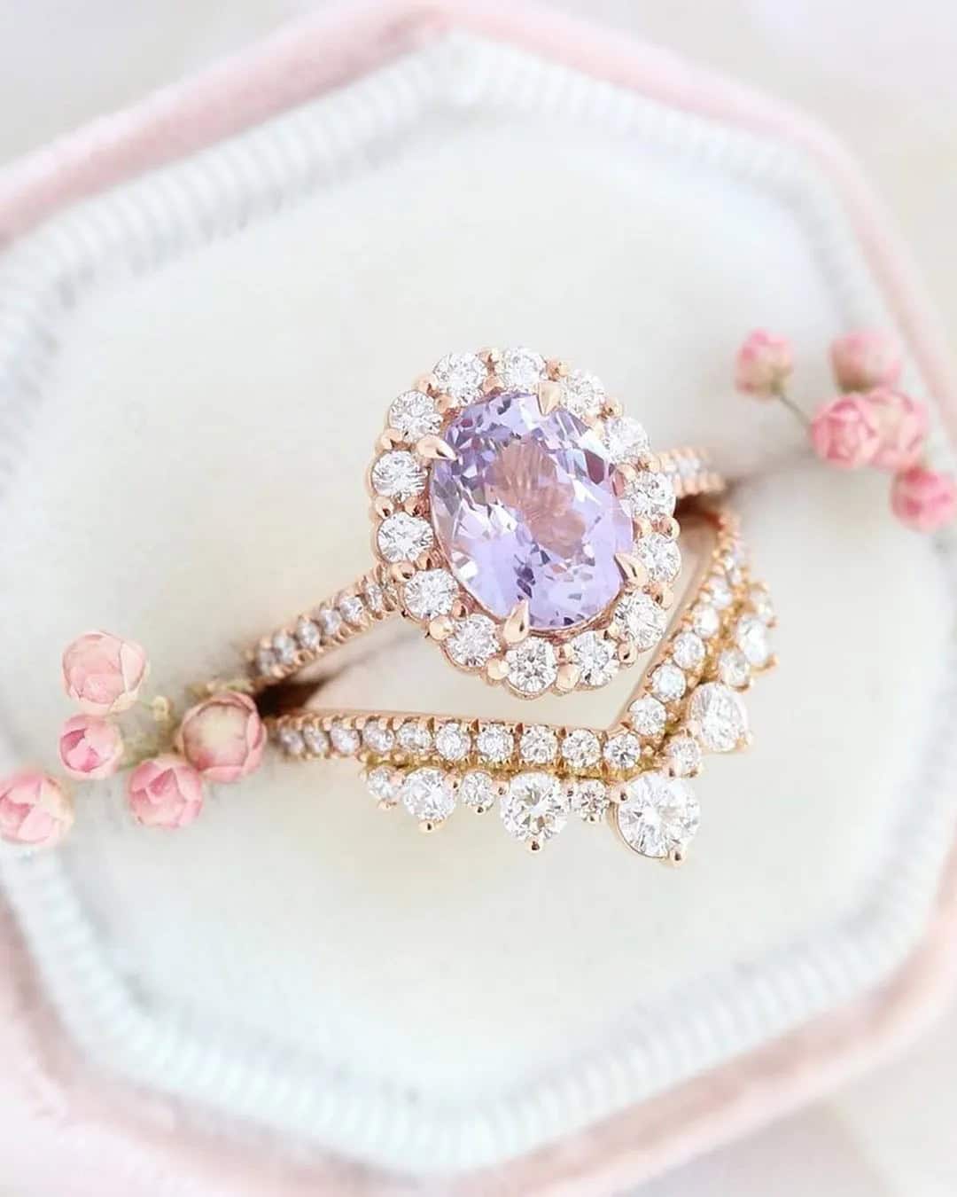 Floral-Inspired Vintage Wedding Rings