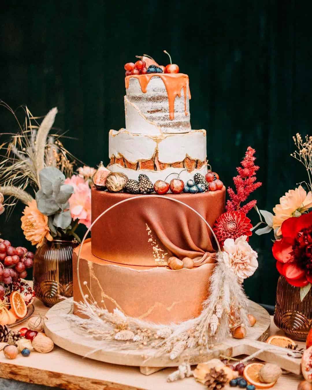 Fresh Fruit Toppings And Berries Cakes