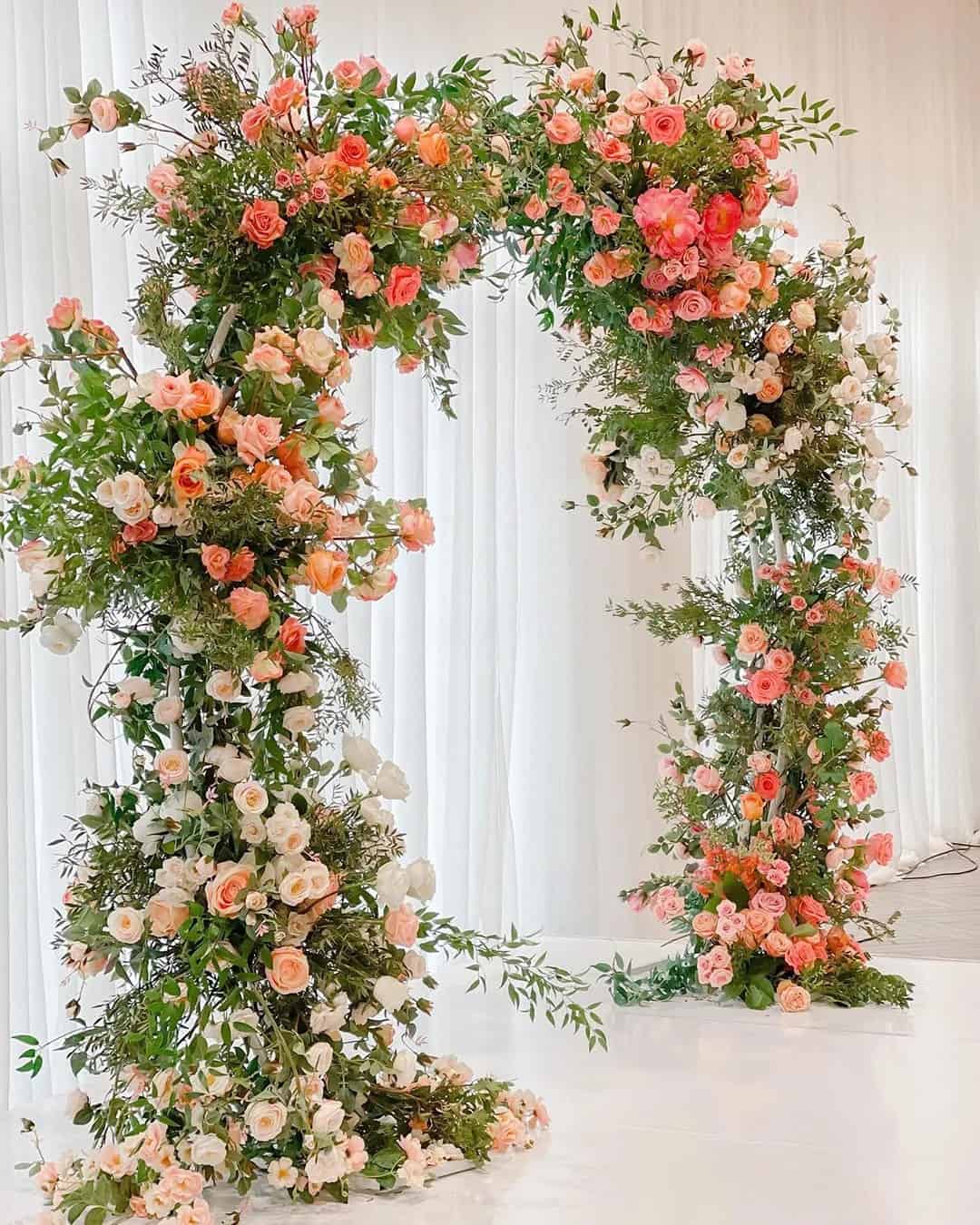 Fall Wedding Ceremony Decor