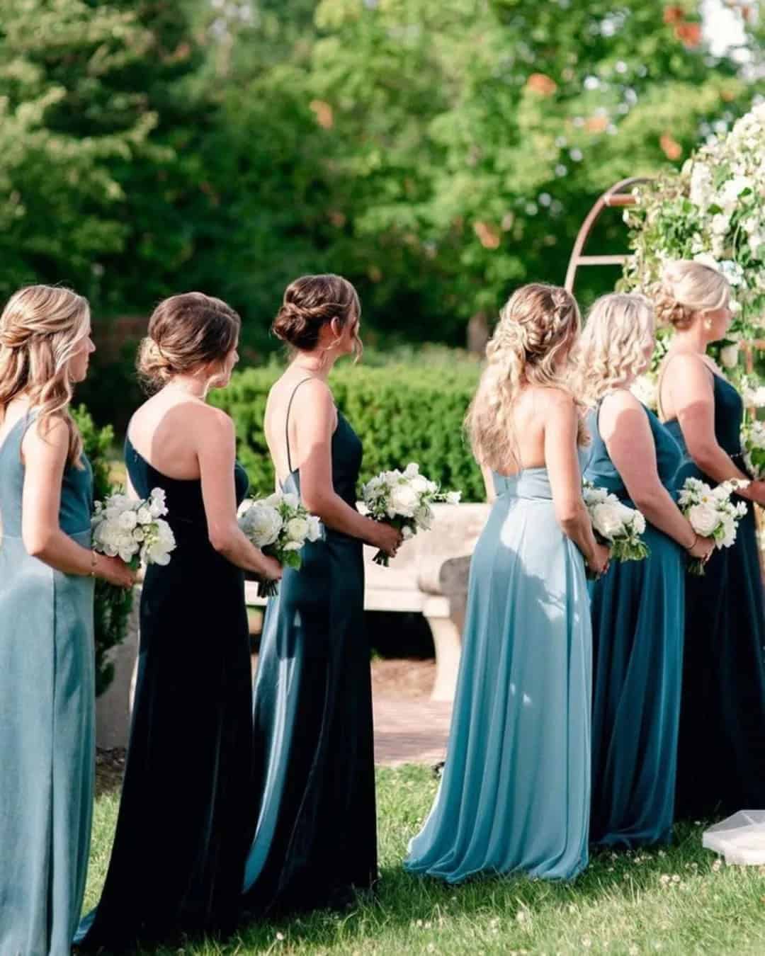 Bridesmaid Dresses In Blue