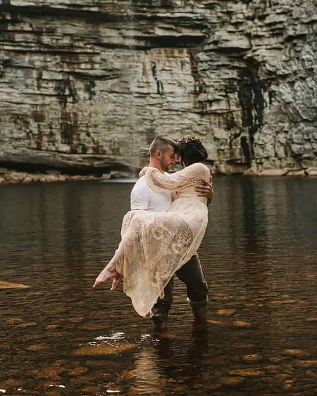 Wedding Outdoor Photos near a Lake