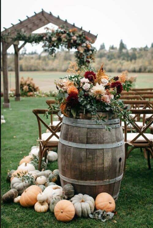 Roses and pumpkin decor