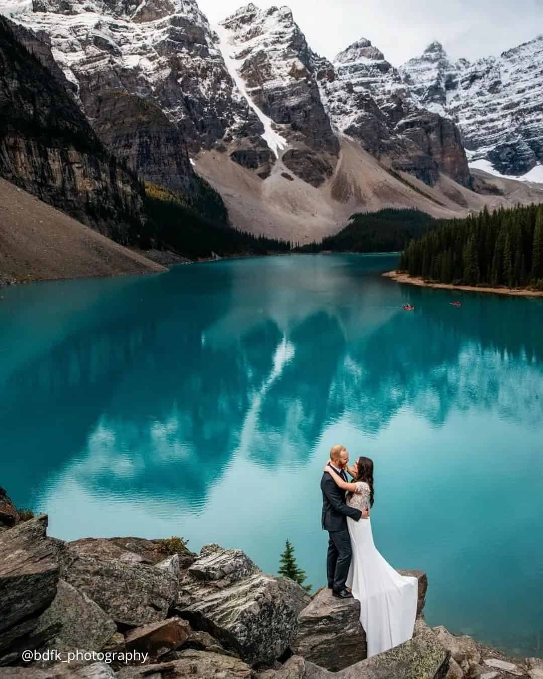 Wedding Outdoor Photos near a Lake