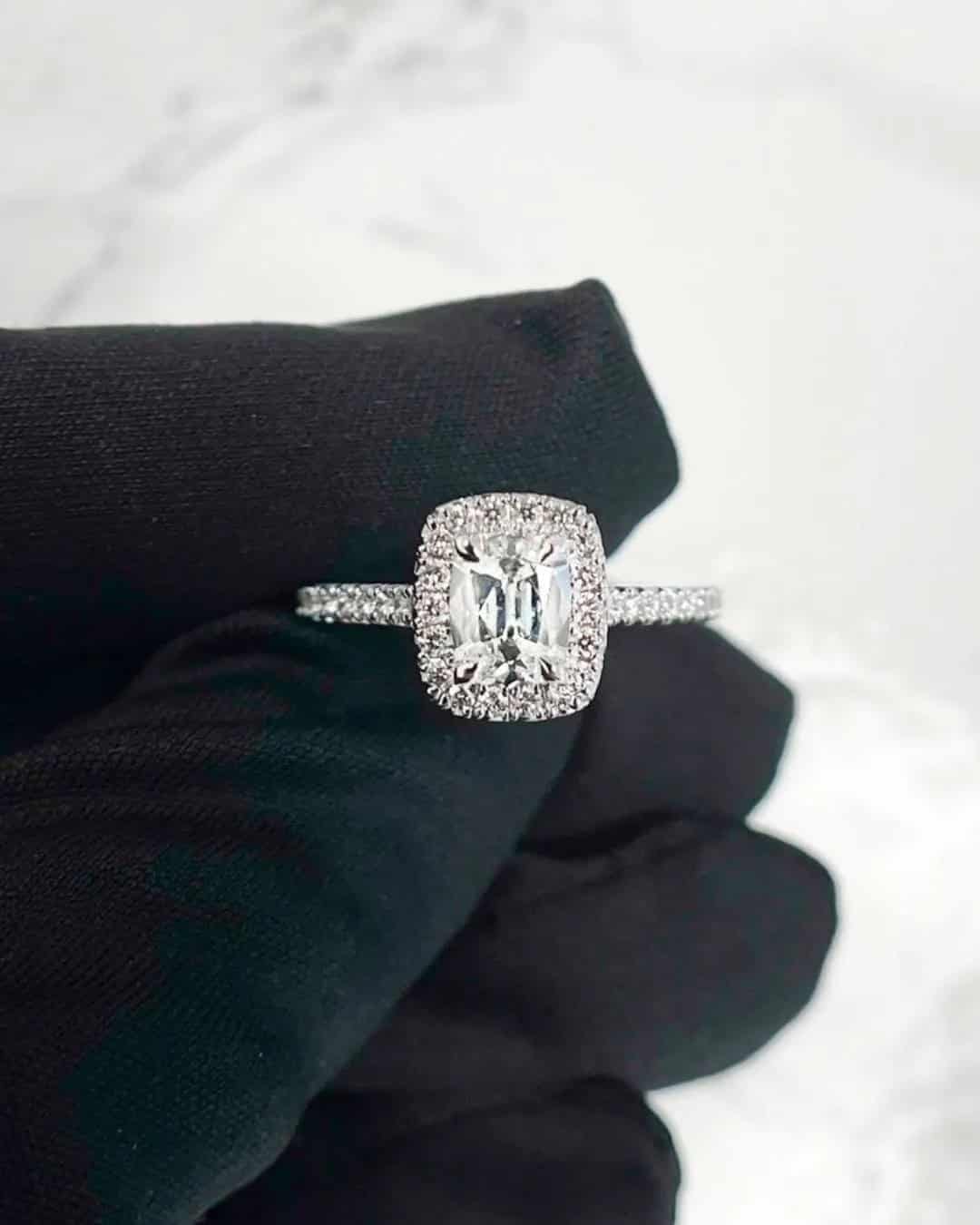 White Gold Engagement Rings