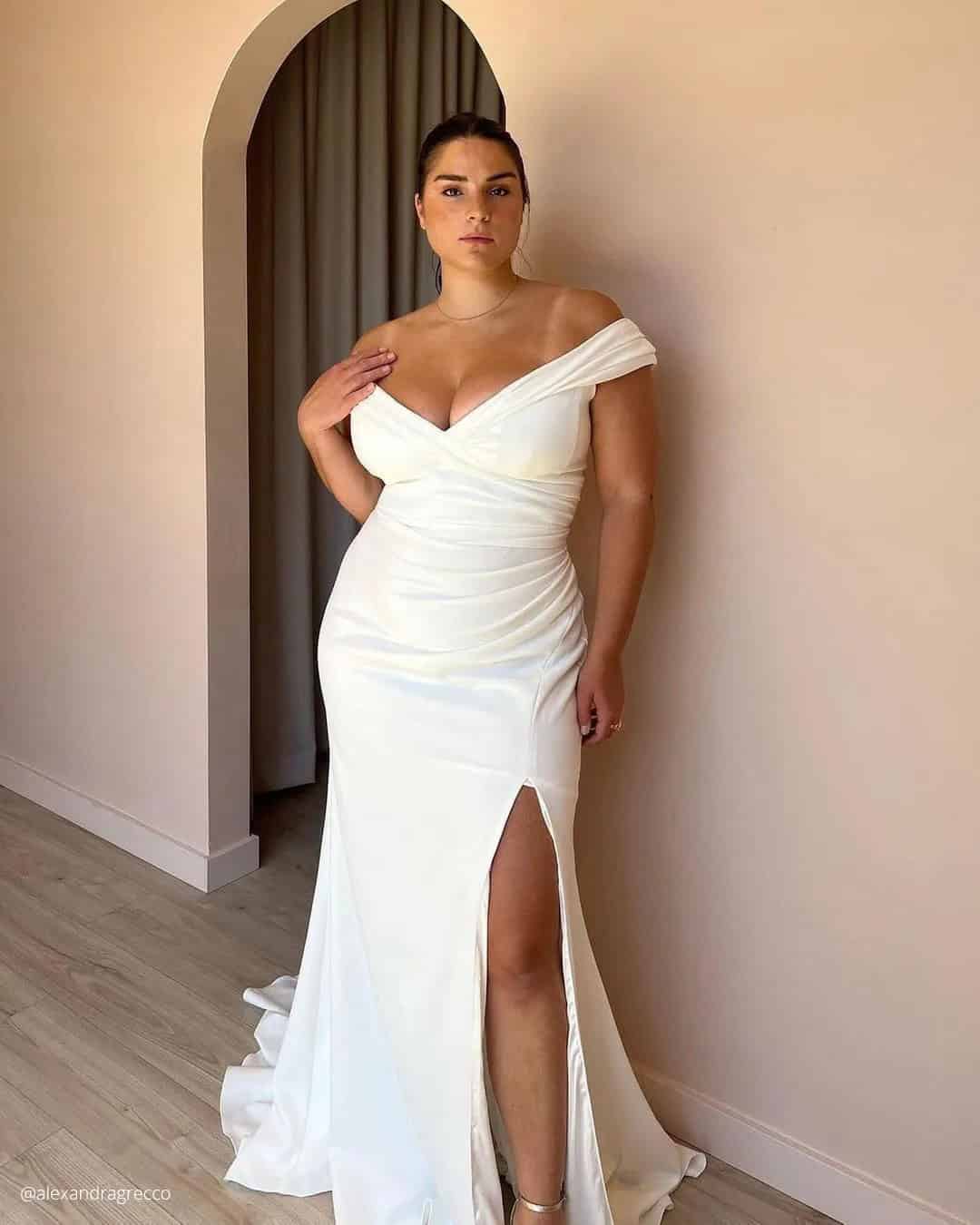 Plus Size Simple Wedding Dresses