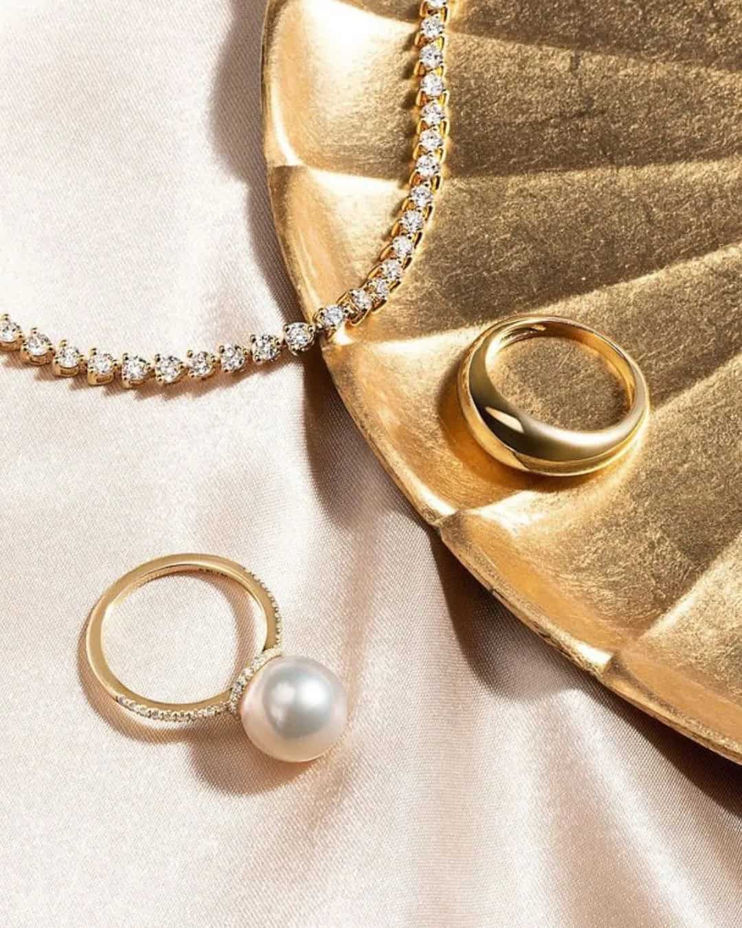 Simple Gold Rings