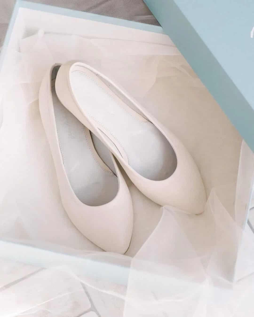 White Flat Shoes For Wedding