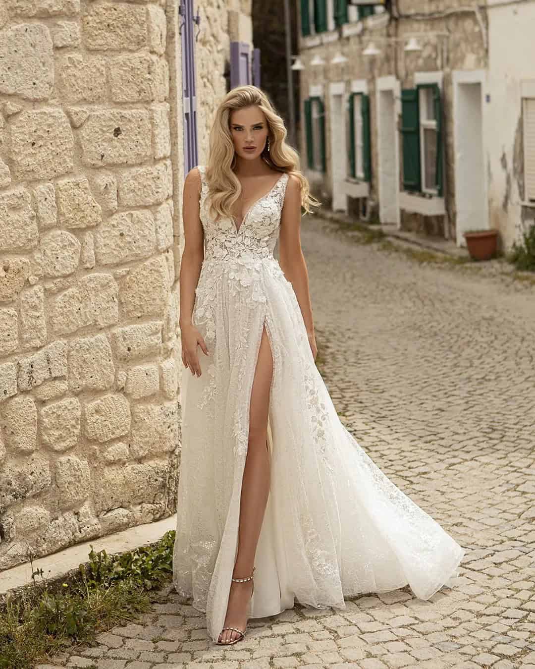 Fashion Wedding Dresses With High Slit