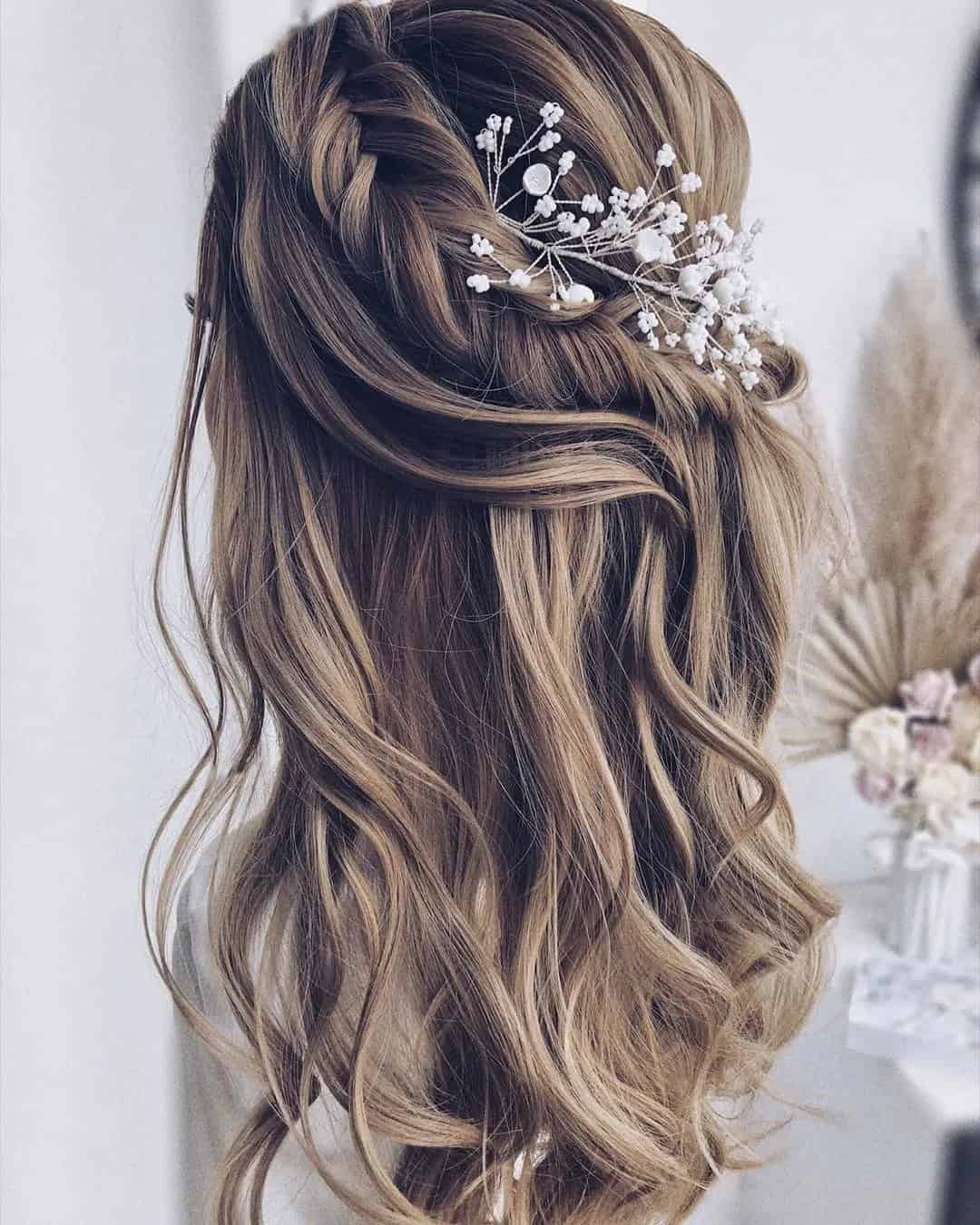 Simple Wedding Hairstyles Down