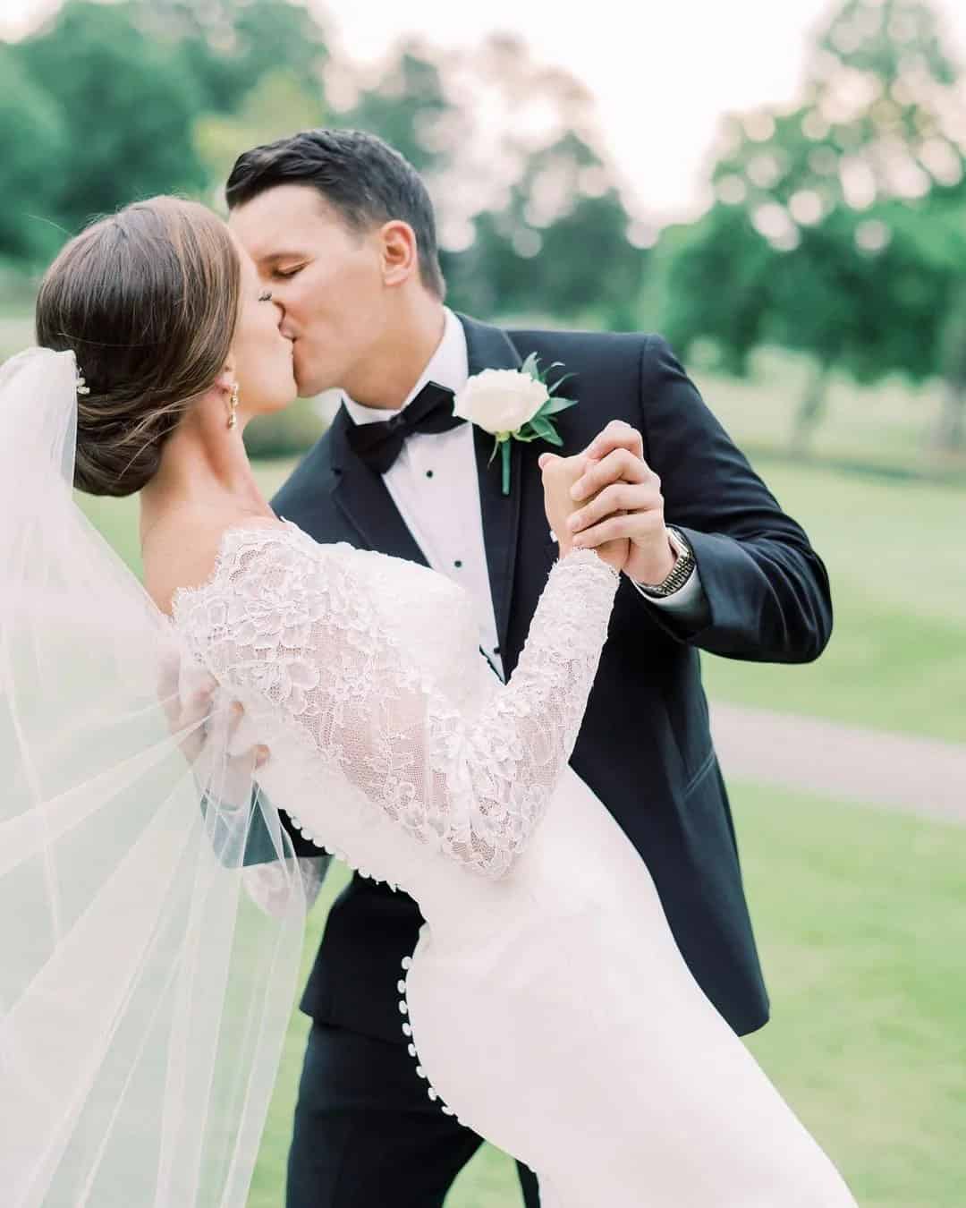 Tango-Style Wedding Kissing