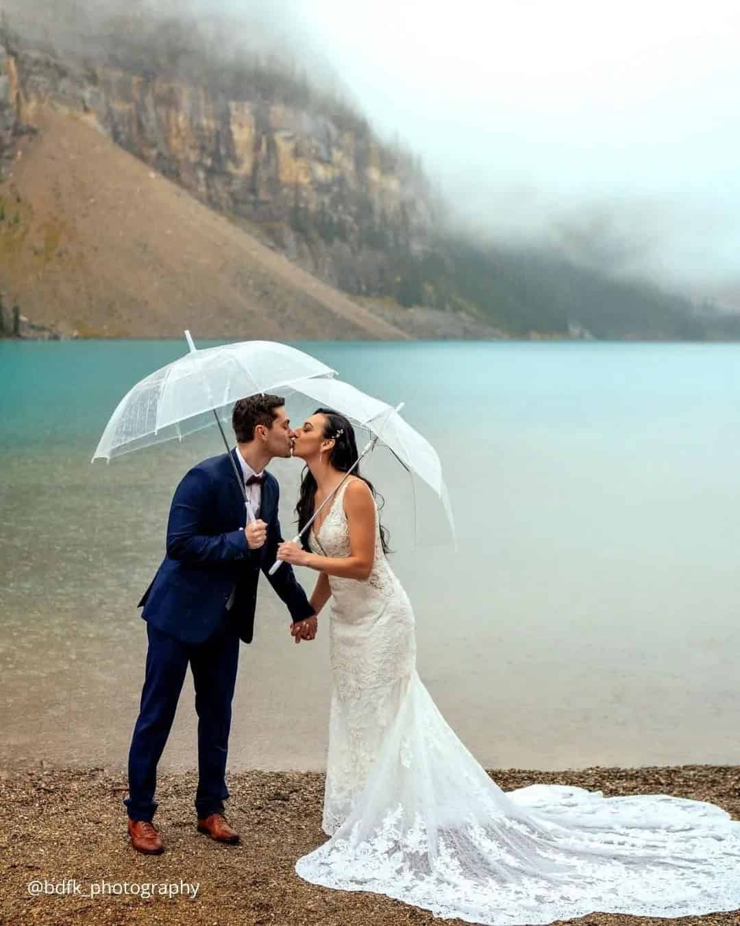 Wedding Photo Under Rain