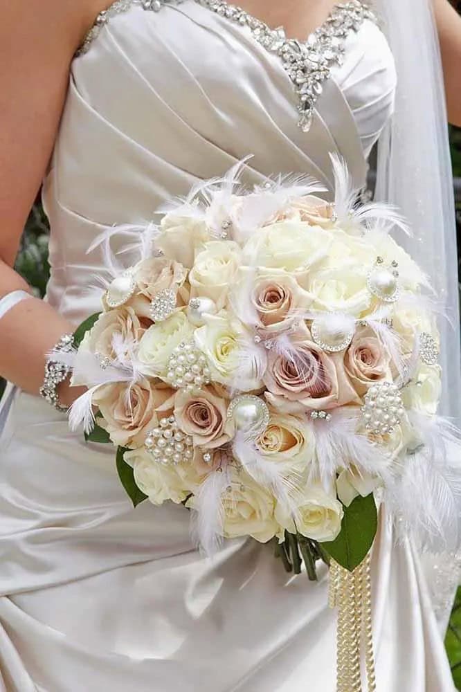 Brooch Wedding Bouquets With Pearls