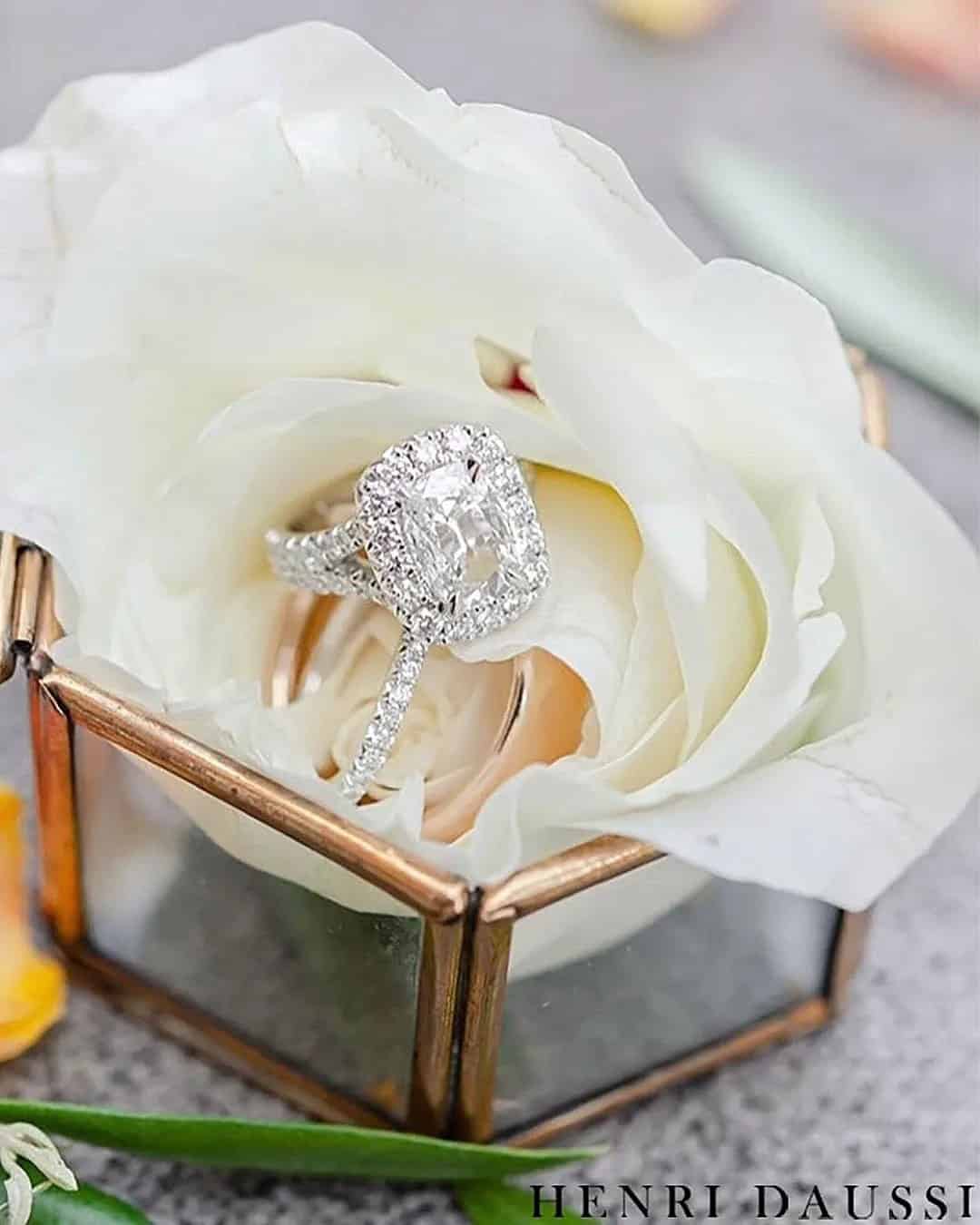 White Gold Engagement Rings