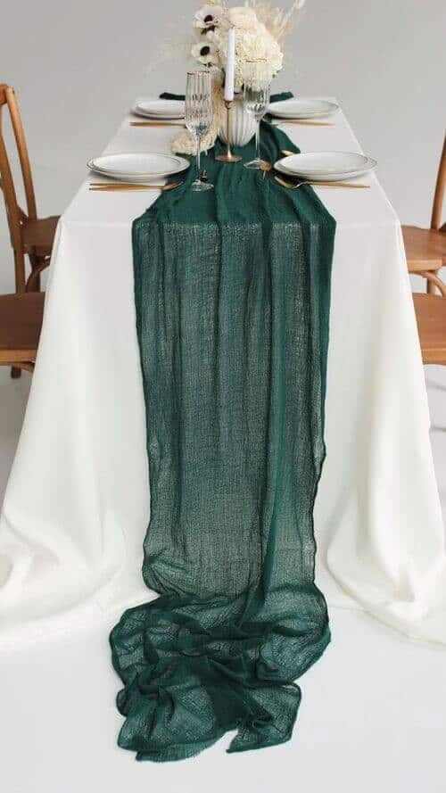 Emerald table runners