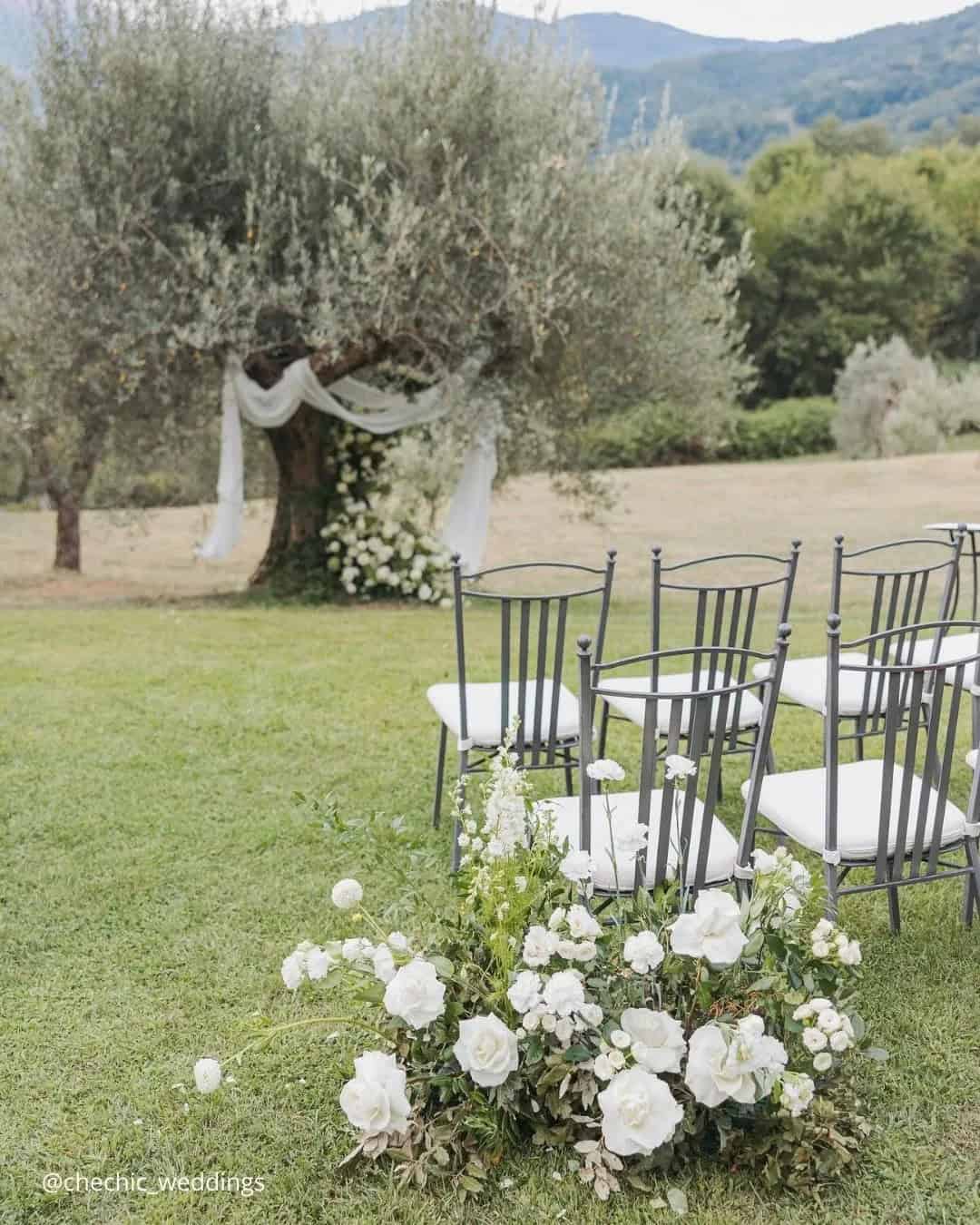 Rustic Wedding Aisle Decor