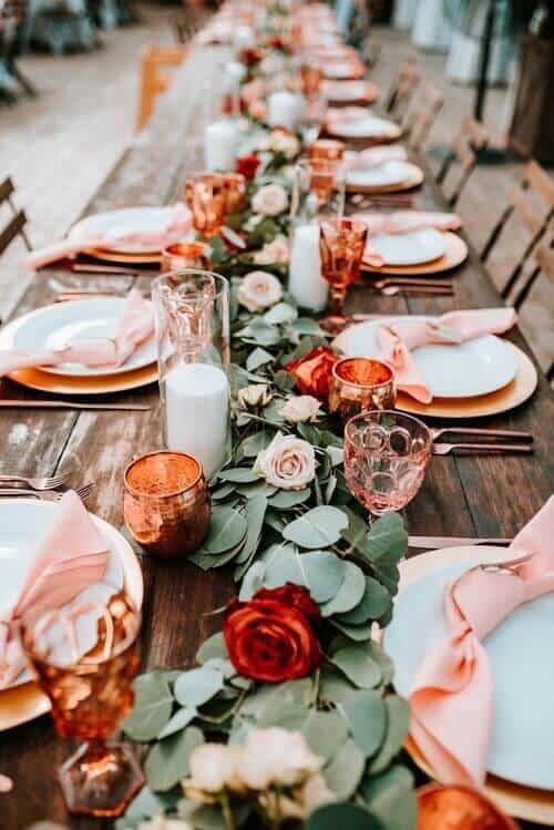 Orange and red centerpieces