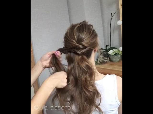 Elegant Ponytail Hait Tutorial For Bride