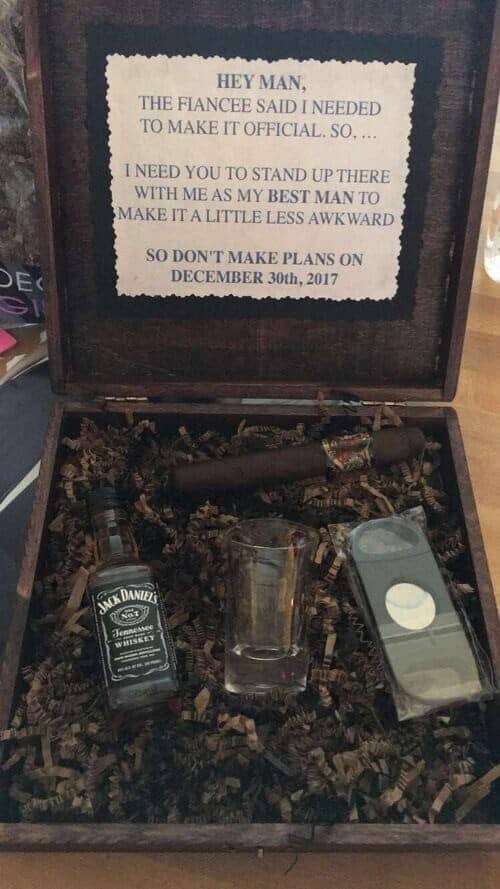 Luxury groomsmen box