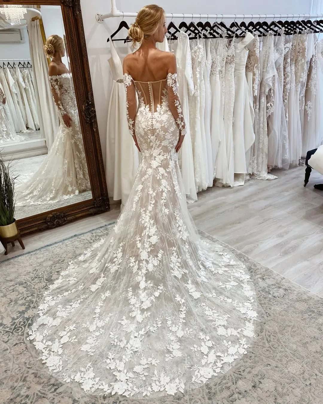 Lace Wedding Dresses