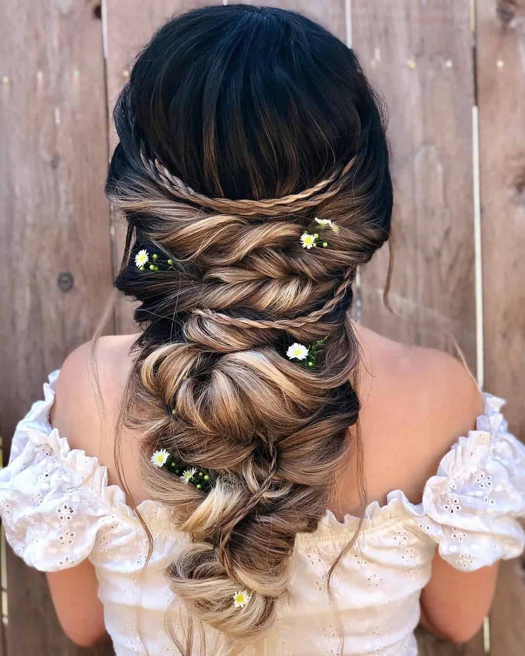 Summer Wedding Mid-Length Hairstyles