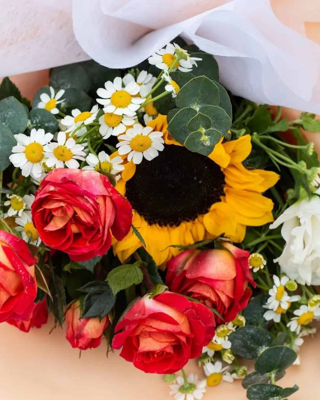 Colourful Wedding Bouquets with Sunflower