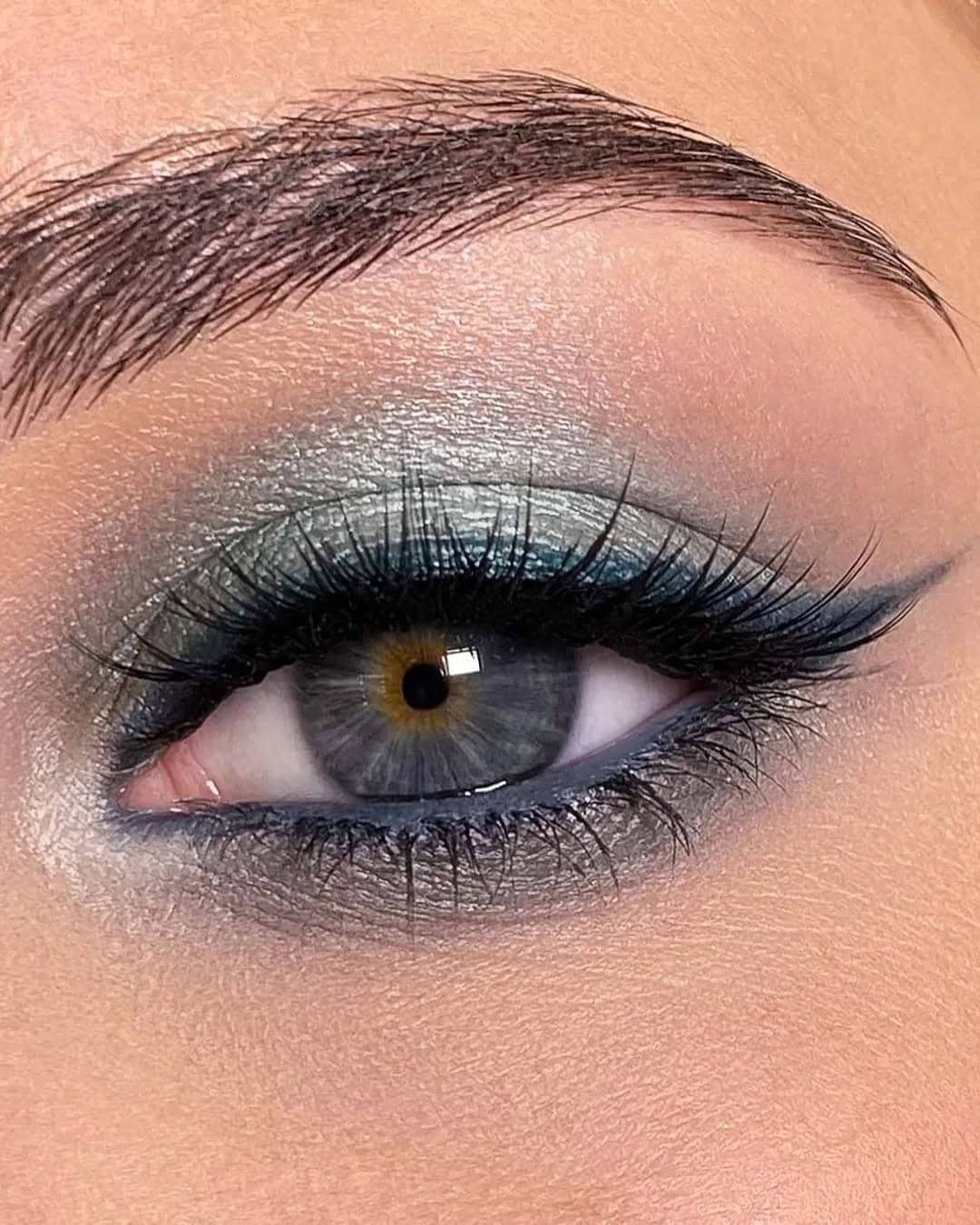 Makeup Ideas With Blue Eyeliner