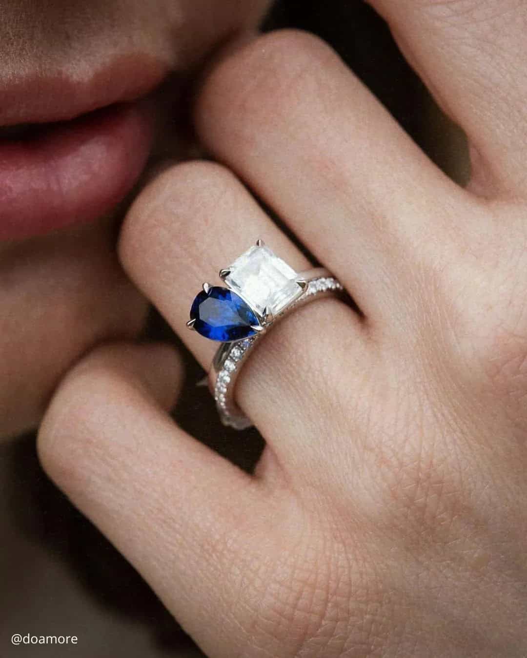 Classic Toi et Moi Ring